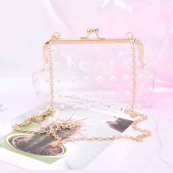 ⬇️🎉Host Pick!!!🎉❤Pearl Transparent Crossbody - Picture 2 of 5